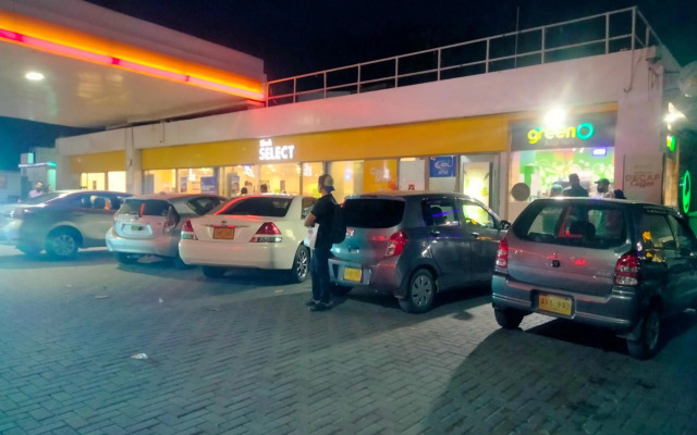 Entire Furnished Two bedrooms Apartment Ground Floor with kitchen