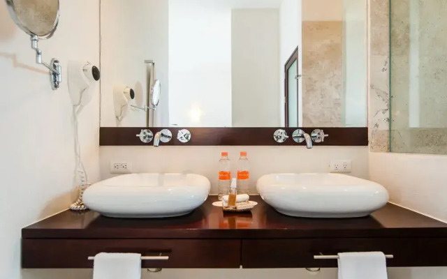 Mak Nuk Village Tulum I - Clothing Optional