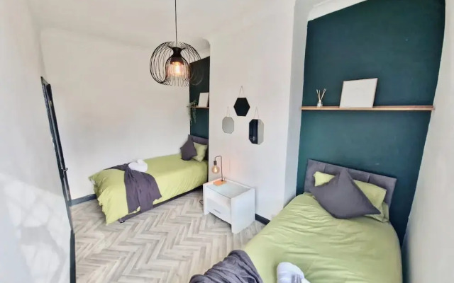 Wednesbury Retreat for Groups & Families