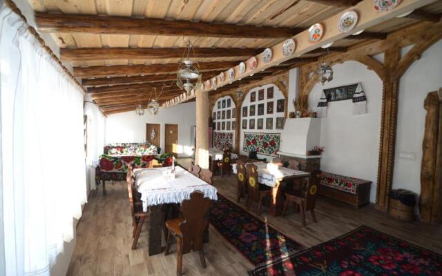 Pensiunea Casa Traditiilor