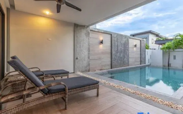 Thai Home Jomtien Deluxe3B Villa