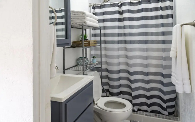 Seaside Adventure Lodging