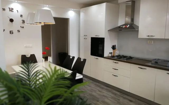 Deluxe apartment BellaCosta