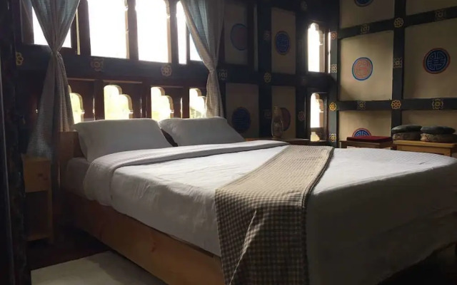 AMA's Village Lodge
