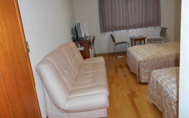 New Central Hotel Katsuta – Guest Rooms – Hitachinaka