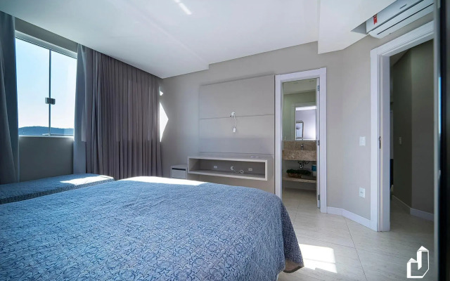 03 suítes com piscina privativa