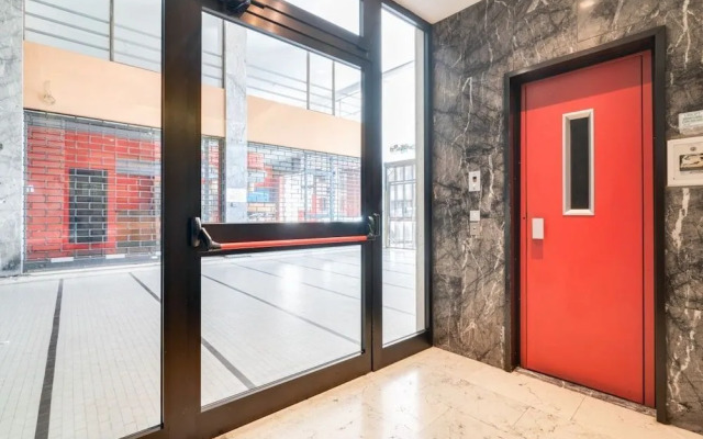 University Galleria Ognissanti Apartment