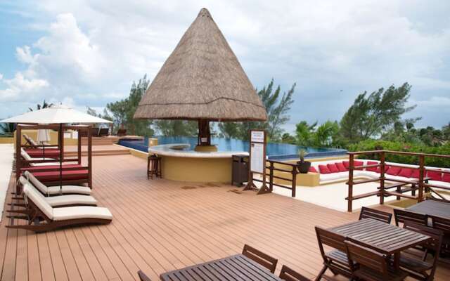 Pueblito Luxury Penthouse by Tripintravel