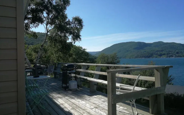 Knotty Pine Cottages