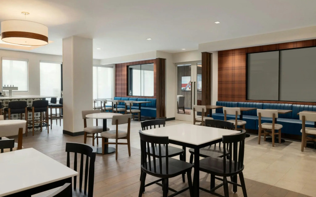 Fairfield By Marriott Inn & Suites Lancaster