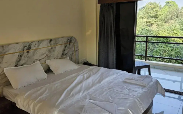 Shrikar Resort