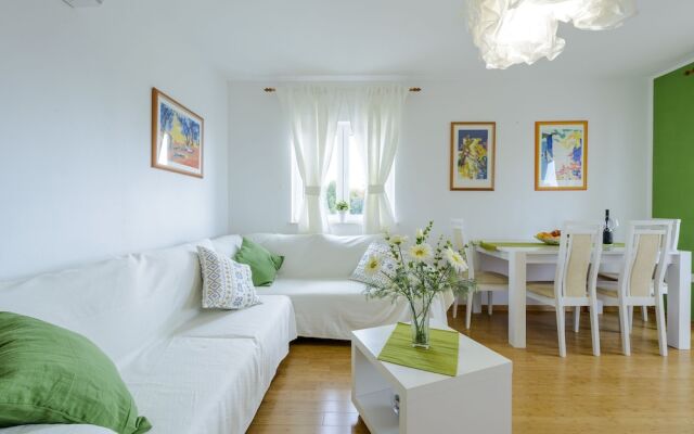 Apartments Maris