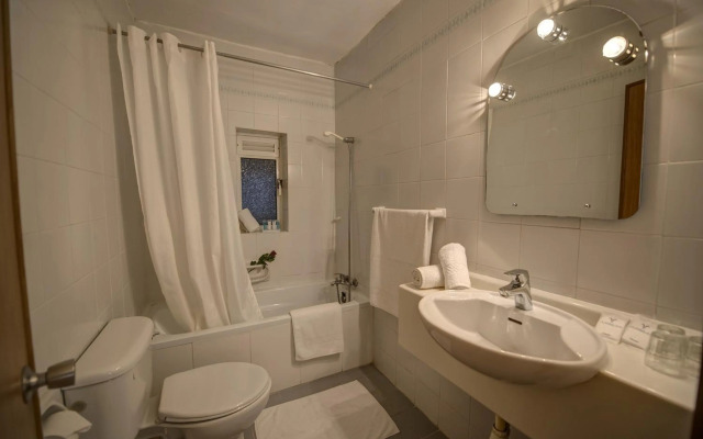 Sliema Chalet Hotel