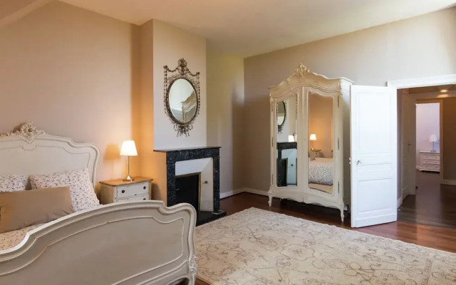 Upscale Mansion in Brouchaud With Views Across Private Pool