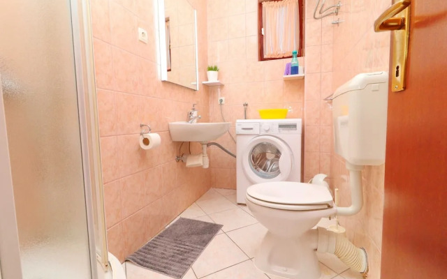 Seafront Apartments Anthony