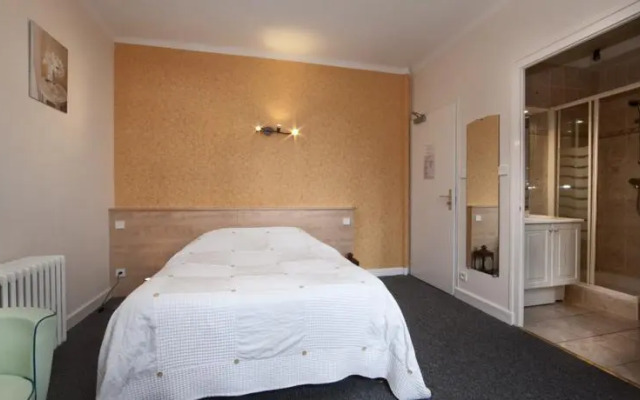 Hotel Restaurant LAuré du Lac