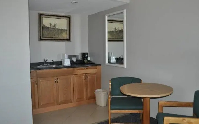 Bradford Inn and Suites