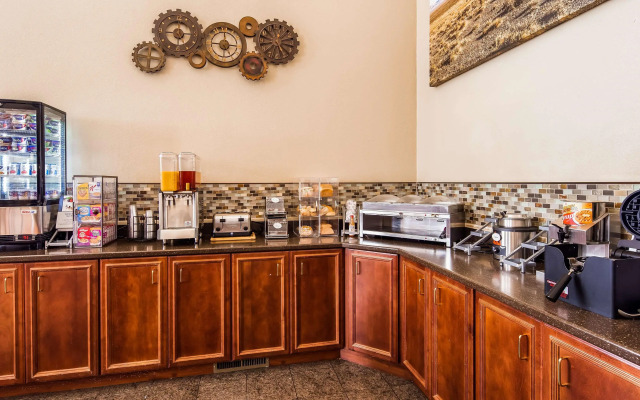 Best Western Plus Gold Country Inn