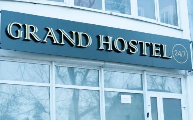 Grand Hostel