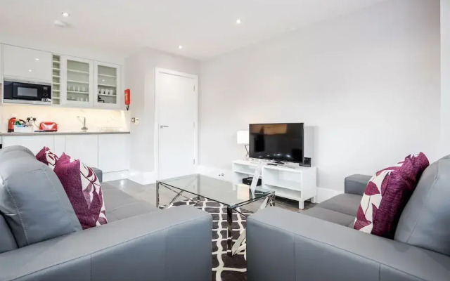 Roomspace Apartments -The Legacy