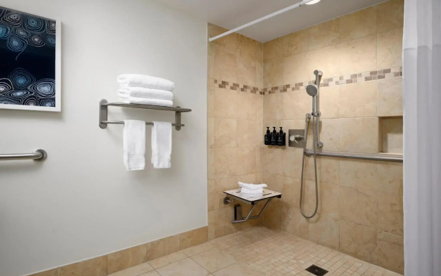 Hotel Indigo San Diego Del Mar by IHG