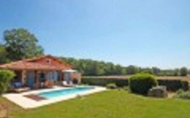 Modern villa with private pool in the beautiful Loire