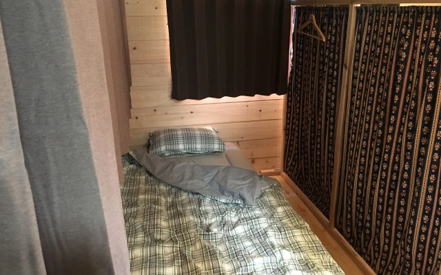 Guest House Coco Garage - Hostel