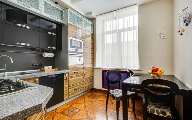 Komfort plus (Комфорт плюс) на проспекте Мира 118