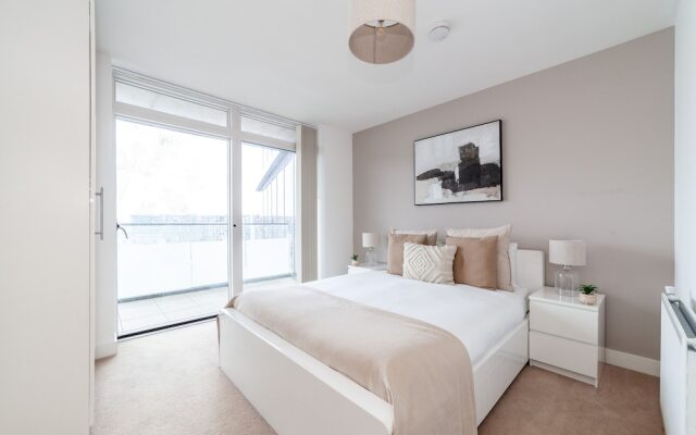 The Thames Collection