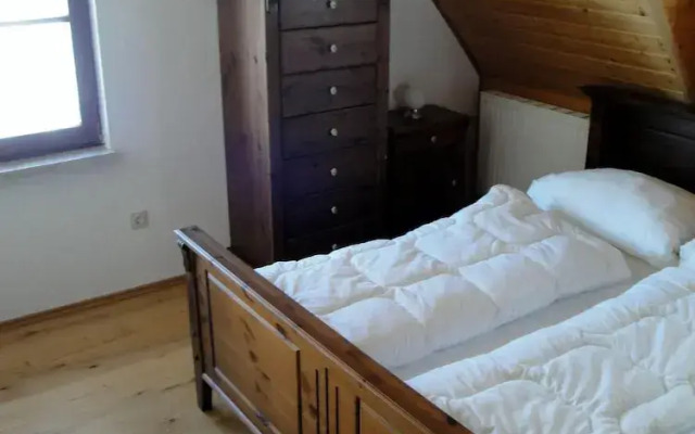 Ferienhaus-Bergtraum-Ferienwohnung-Lilli