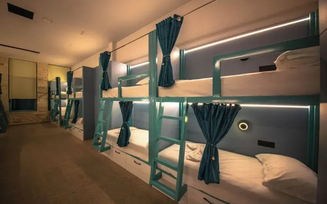 Vega 43 Hostel