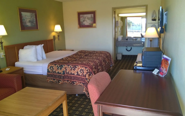 Discovery Inn