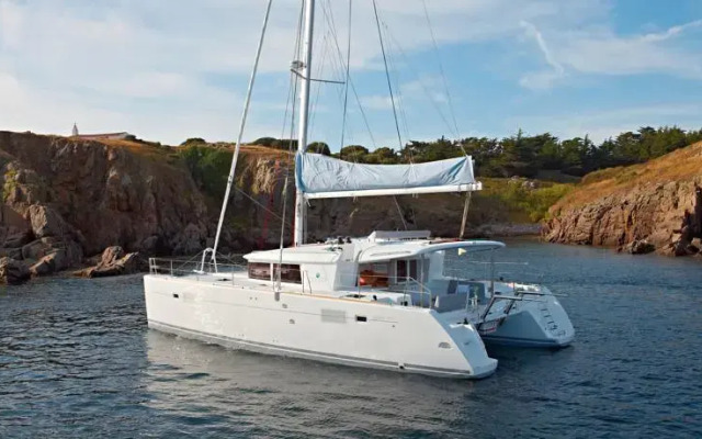 Bliss Boutique Yachting Athens, Greece