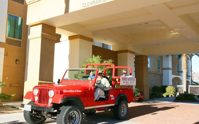 Hampton Inn & Suites Palm Desert