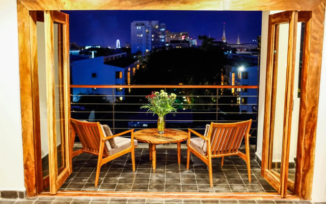 Patio Hotel & Urban Resort