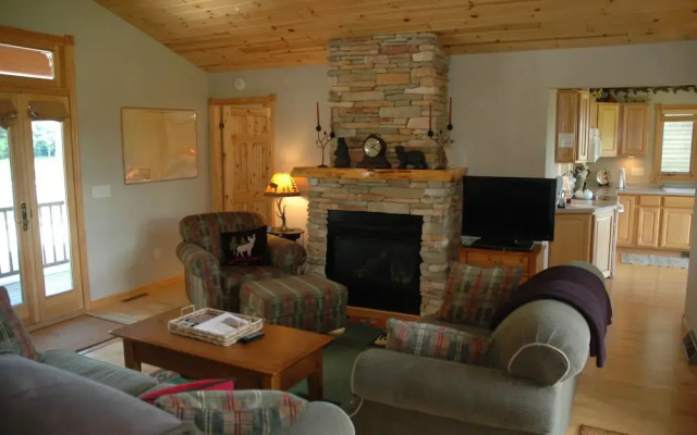 Apostle Pines 4 by Winfield Inn