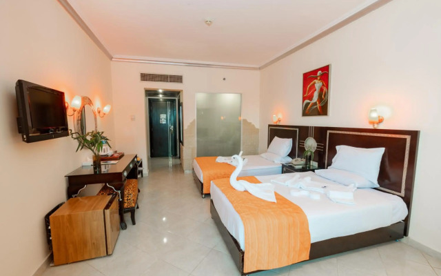 Sphinx Aqua Park Beach Resort