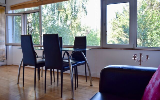 2 Bedroom Apartment Close to City Centre