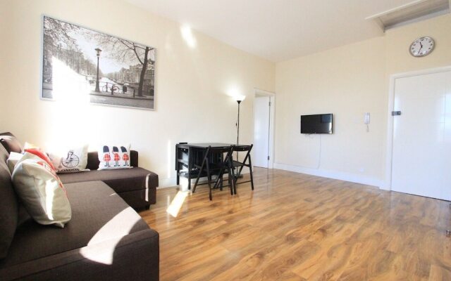 Cosy Marble Arch Apartments