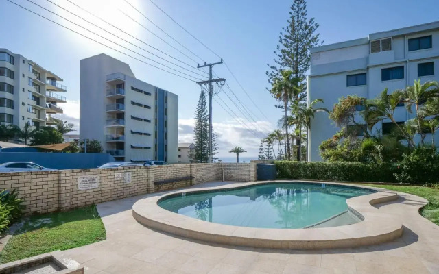 Levuka Unit 12, 14 Moreton Pde