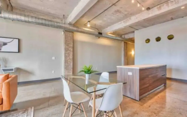 Downtown Luxury Lofts By RBA Living