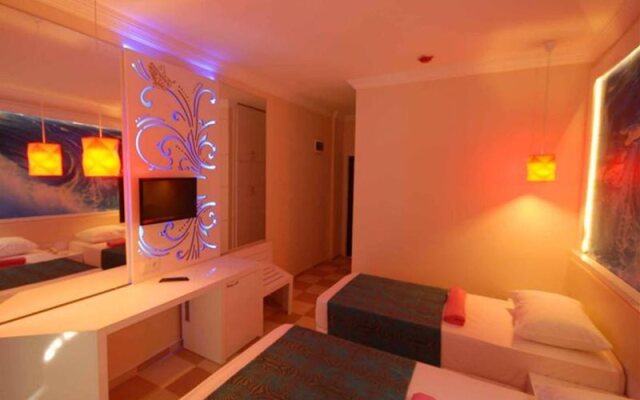Infinity Beach Alanya