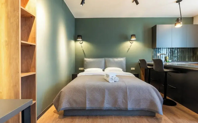 Stones Throw Apartments