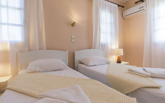 Albouro Seafront Apartments