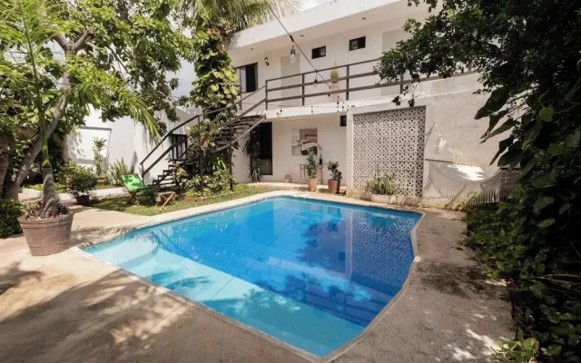 Casa Itza