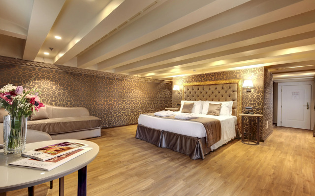 Hotel Dona Palace