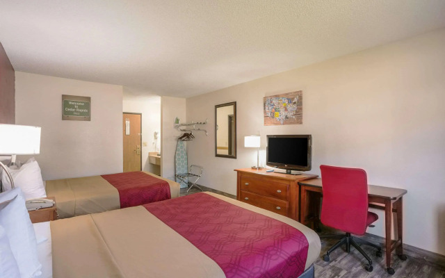 Econo Lodge Cedar Rapids