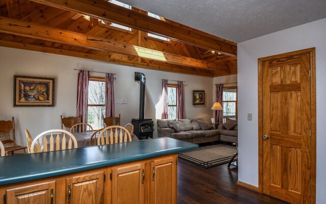 Black Bear Retreat 3 Bedroom House