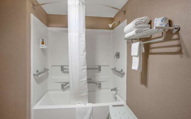 Rodeway Inn