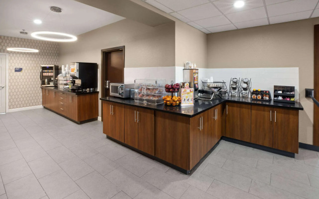 Microtel Inn & Suites by Wyndham Buda Austin South